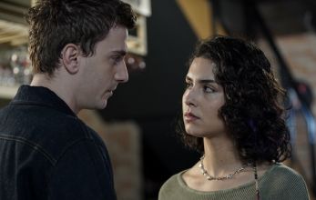 Турецкий сериал Дикий 25 серия смотреть онлайн