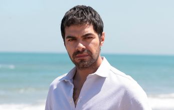 Турецкий сериал Ветреный холм 102 серия смотреть онлайн