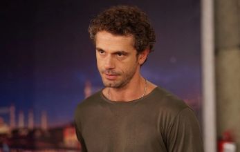 Турецкий сериал Клюквенный щербет 35 серия смотреть онлайн